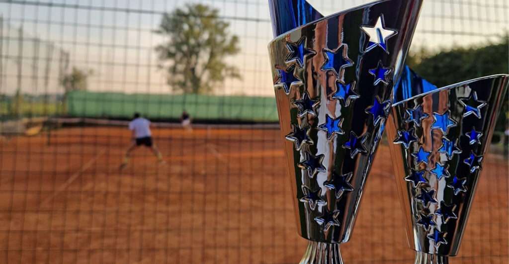 Trofei del torneo in memoria di Spadafora